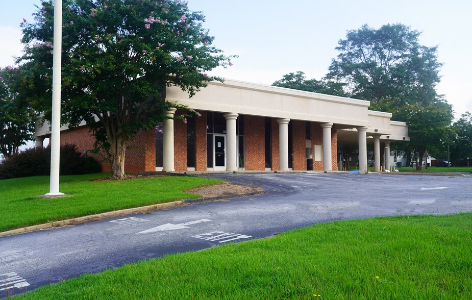 555 Big a Rd, Toccoa, GA à louer - Photo du bâtiment - Image 1 de 10