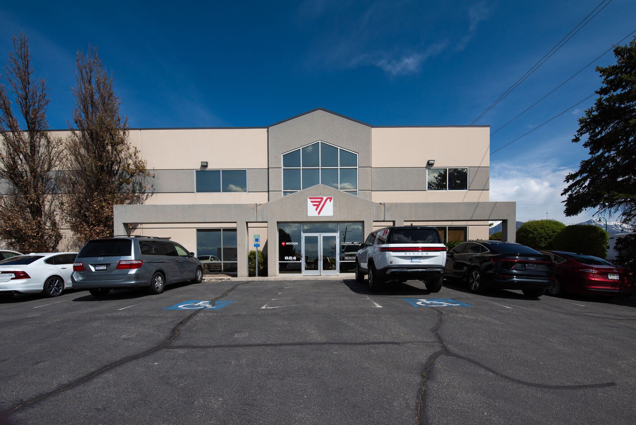 824 N 1430 W, Orem, UT à louer Photo du bâtiment- Image 1 de 20
