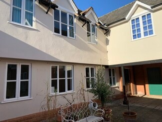 Plus de détails pour 19 High St, Saffron Walden - Bureau à louer