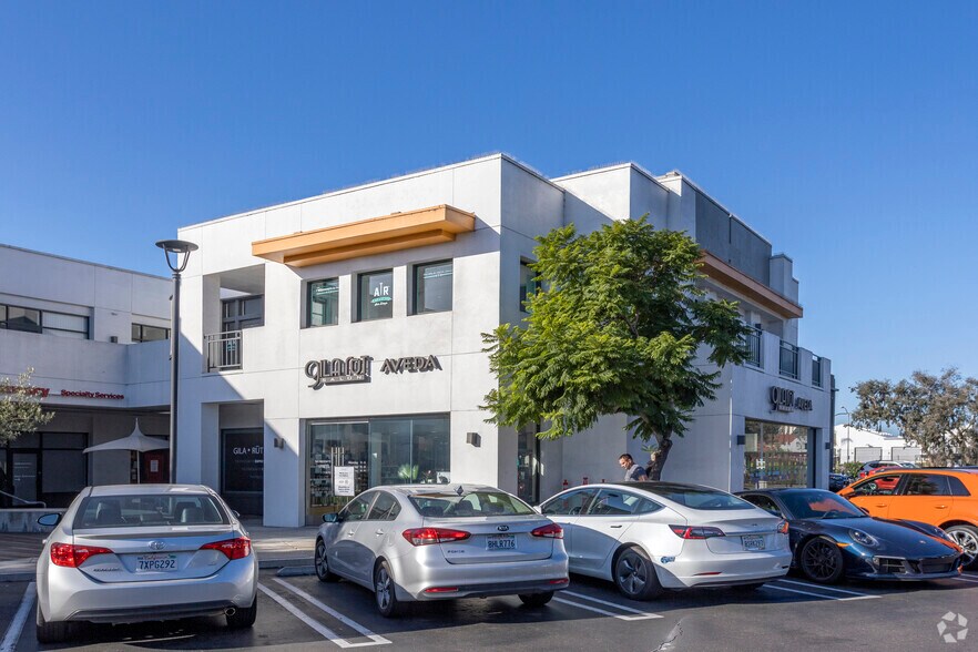 940-1092 University Ave, San Diego, CA à louer - Photo du bâtiment - Image 2 de 4