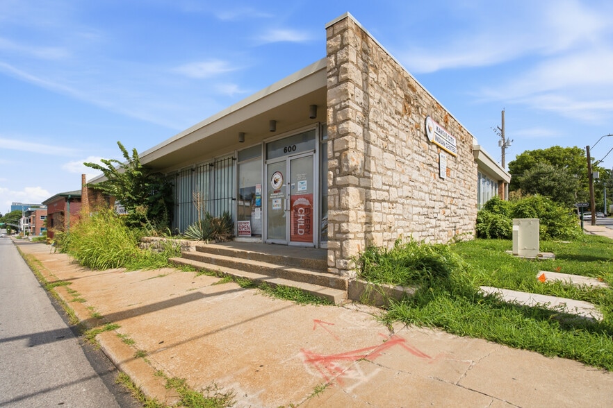 600 W 39th St, Kansas City, MO for sale - Building Photo - Image 3 of 13
