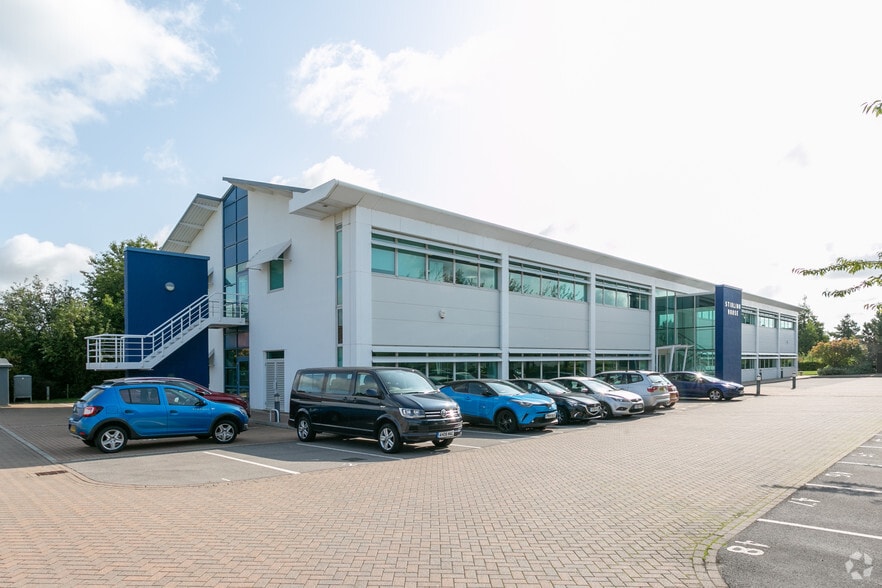 Viscount Way, Swindon for lease - Building Photo - Image 2 of 5