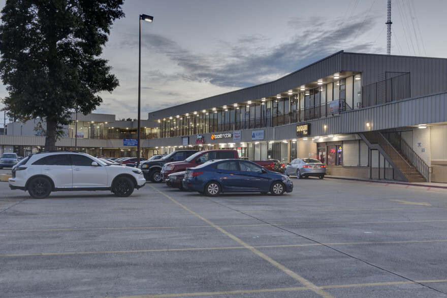 3701 General Degaulle Dr, New Orleans, LA for lease - Building Photo - Image 1 of 6