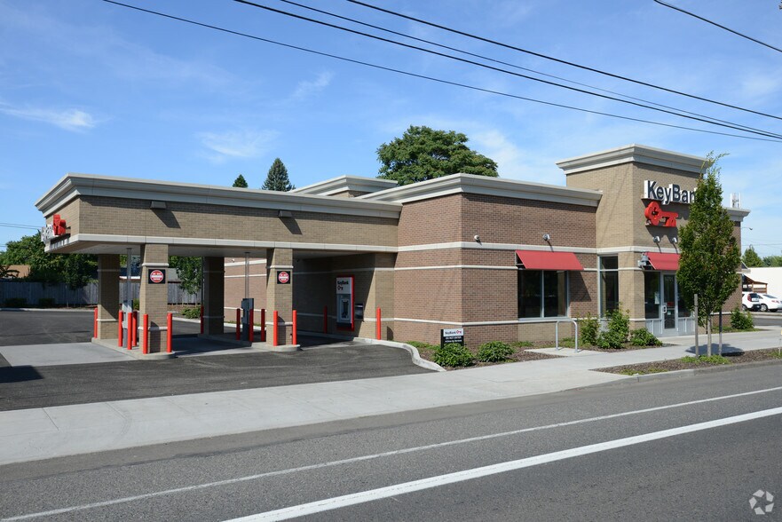 14701 SE Division St, Portland, OR for lease - Building Photo - Image 2 of 9