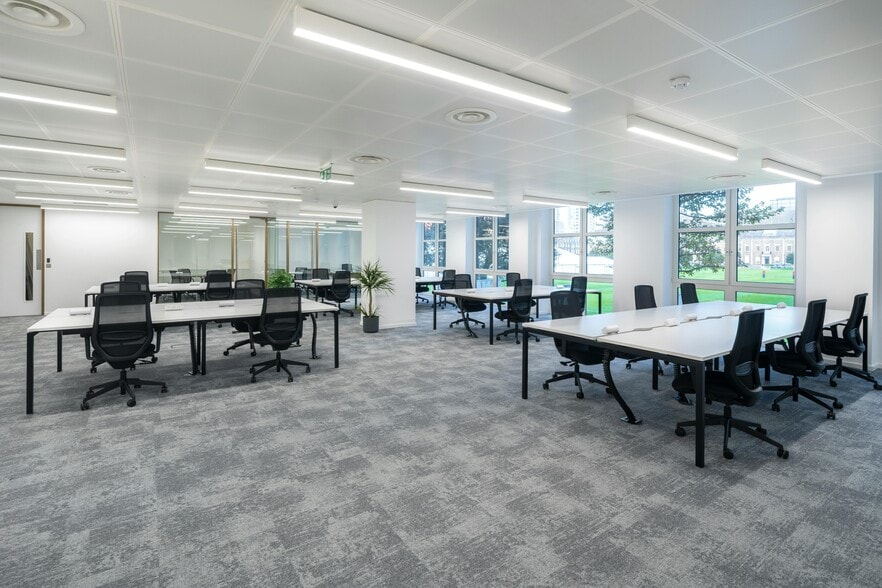 4-7 Chiswell St, London for lease - Building Photo - Image 2 of 34