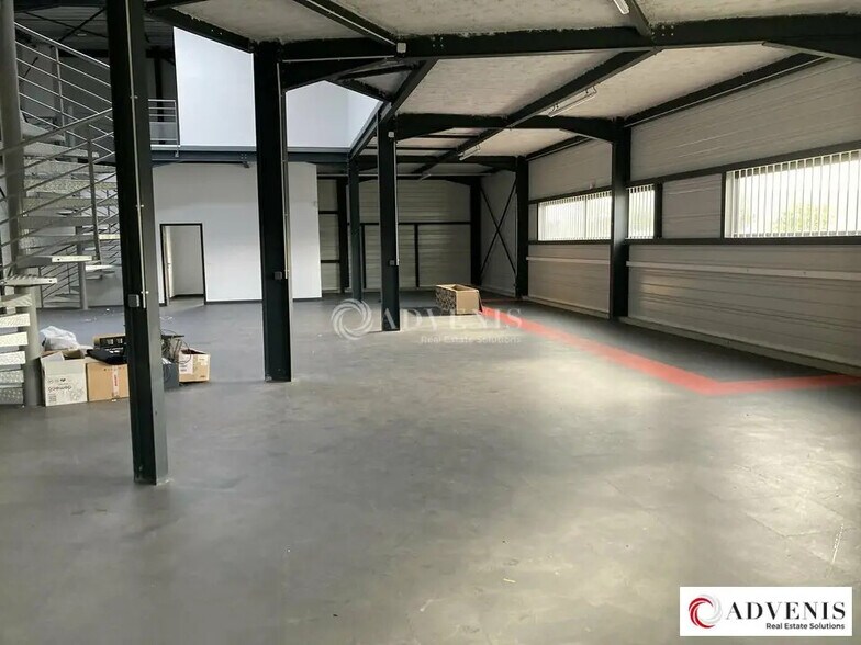 Office in Mérignac for lease - Interior Photo - Image 3 of 9