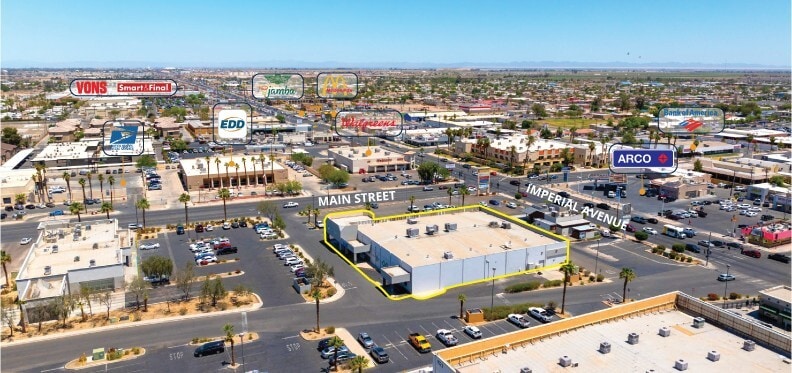 1501 W Main St, El Centro, CA for lease - Building Photo - Image 2 of 8