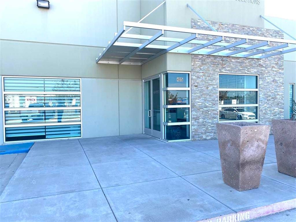 405 Logistics, Laredo, TX for lease Primary Photo- Image 1 of 15