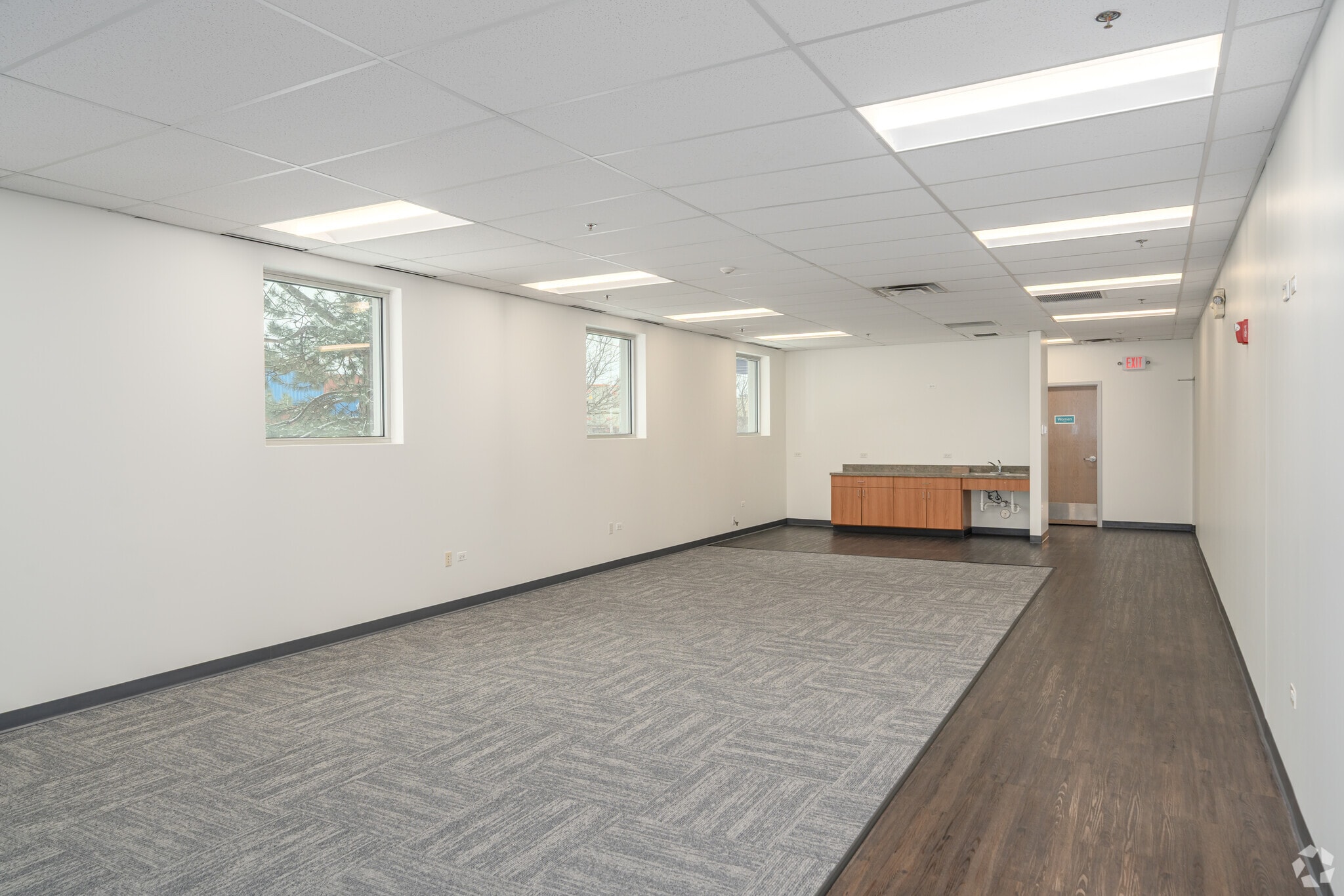 11101 Franklin Ave, Franklin Park, IL for lease Interior Photo- Image 1 of 7