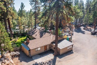 8229 Speckled Ave, Kings Beach, CA - Aérien  Vue de la carte
