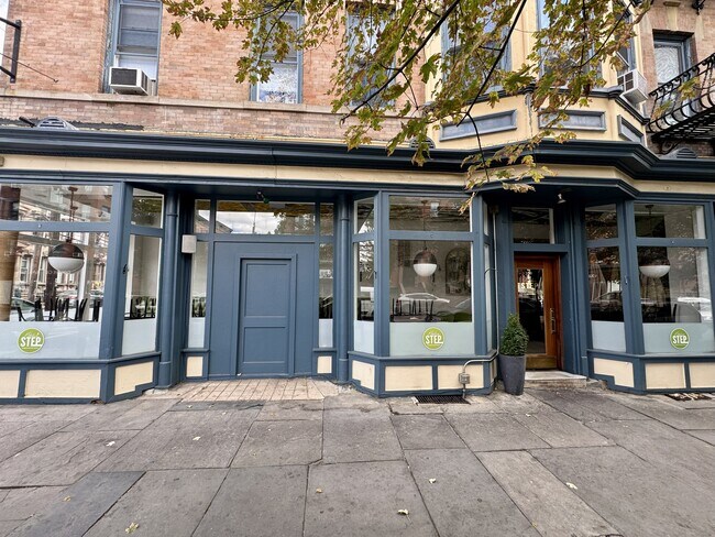 Plus de détails pour 500 Jersey Ave, Jersey City, NJ - Commerce de détail à louer