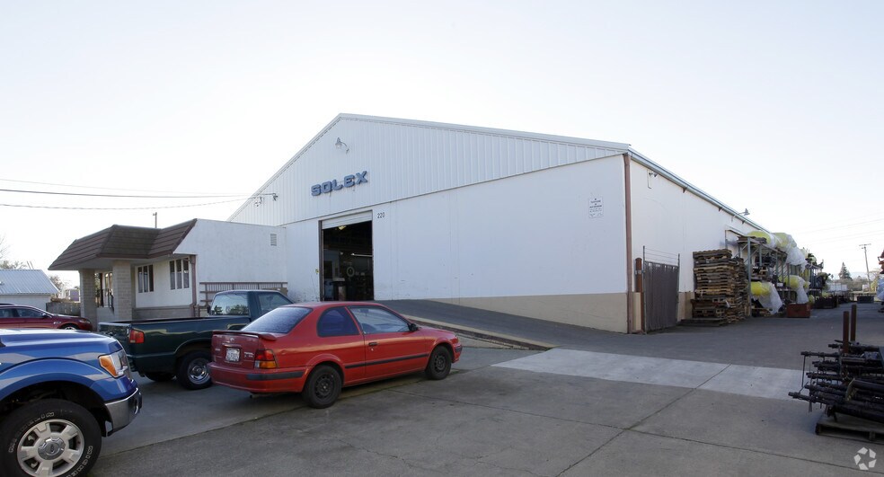 220 S Jefferson St, Dixon, CA for sale - Primary Photo - Image 1 of 4