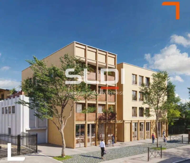 Retail in Lyon for sale Building Photo- Image 1 of 7
