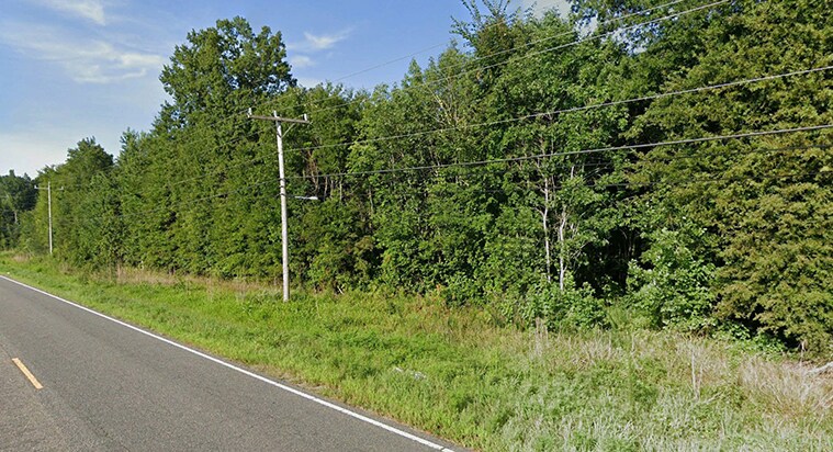 15232 Blue Star Hwy, Stony Creek, VA à vendre - Photo du bâtiment - Image 2 de 2