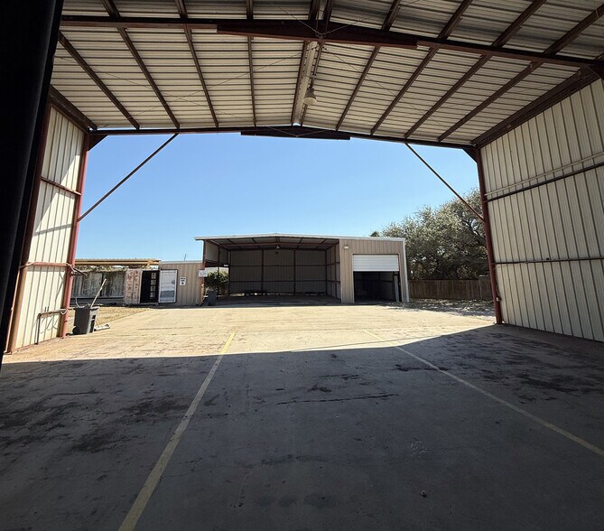 1074 FM 2725, Ingleside, TX à vendre - Photo du bâtiment - Image 3 de 9