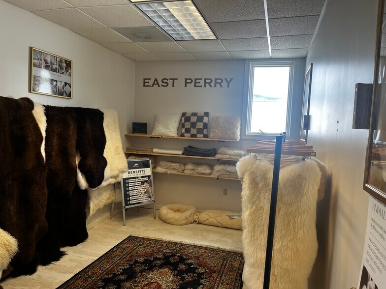 104 Church St, Black Mountain, NC à vendre - Photo du bâtiment - Image 2 de 4