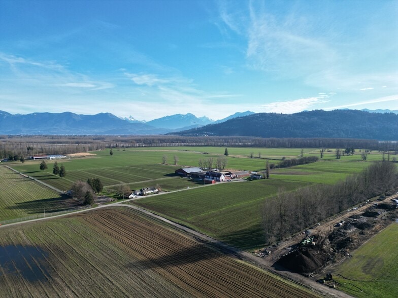 9974 Tremblay Rd, Deroche, BC for sale - Building Photo - Image 2 of 35