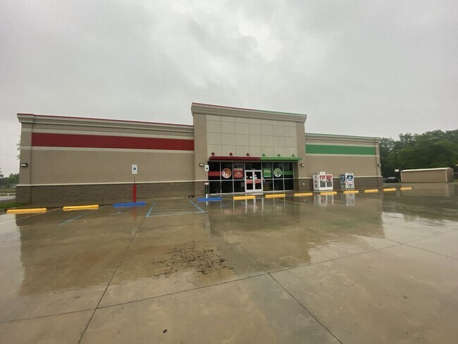 More details for 18284 Highway 190, Reeves, LA - Retail for Sale