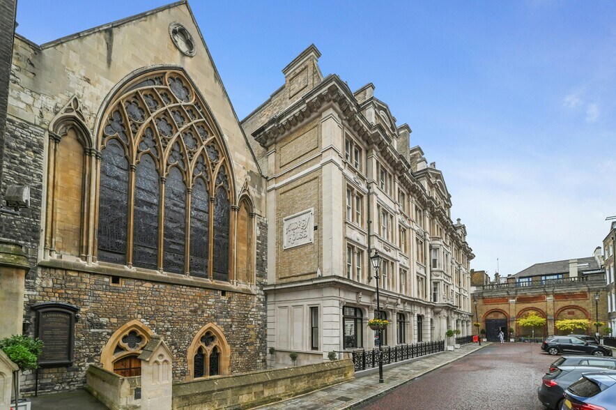 16-20 Ely Pl, Londres à louer - Photo du bâtiment - Image 1 de 21