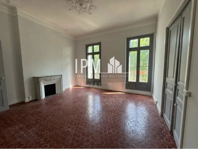 Office in Aix-en-Provence for lease Interior Photo- Image 1 of 7