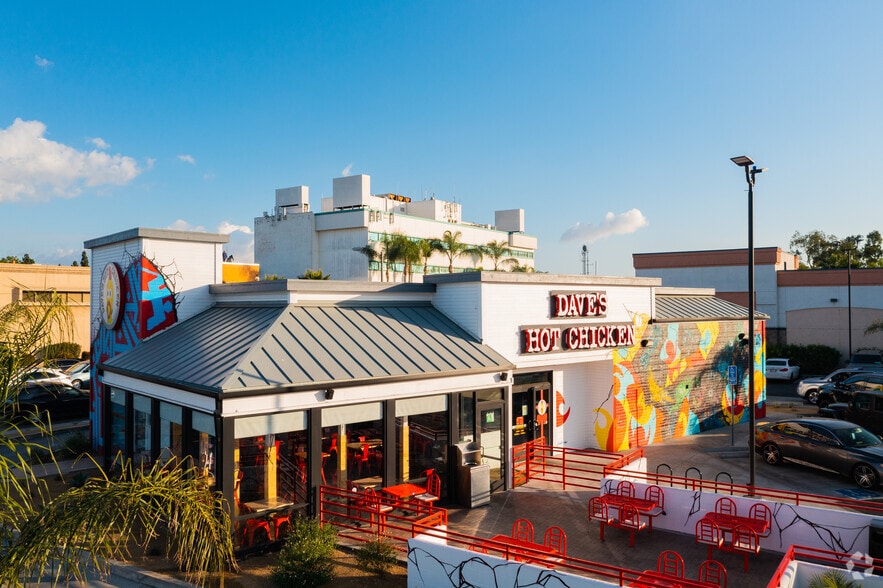 5247 Clark Ave, Lakewood, CA for sale - Primary Photo - Image 1 of 4