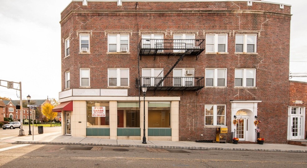 260 Bloomfield Ave, Caldwell, NJ for lease - Building Photo - Image 3 of 22