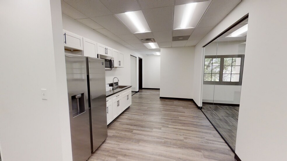 5333 N 7th St, Phoenix, AZ à louer - Photo du bâtiment - Image 2 de 3
