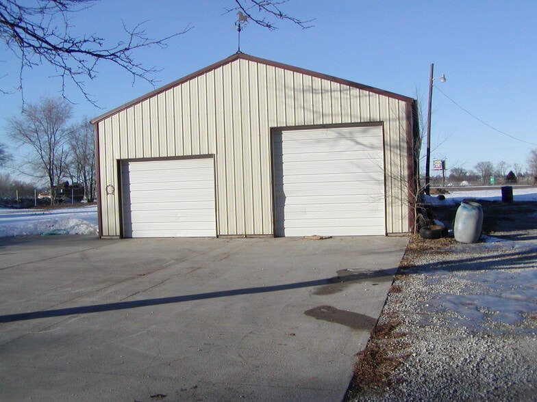 1800 W A St, Lincoln, NE for lease - Primary Photo - Image 1 of 1