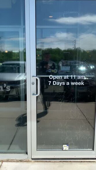 2015 Pulaski Hwy, Havre De Grace, MD à louer - Vidéo sur l’inscription commerciale - Image 2 de 7