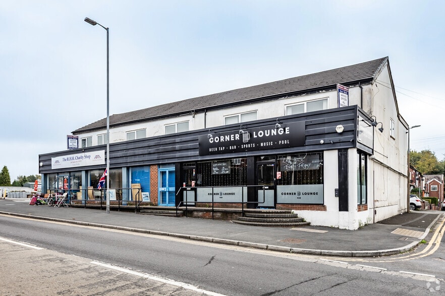 621-629 Liverpool Rd, Manchester for lease - Building Photo - Image 1 of 6