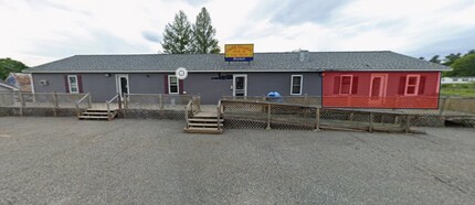 16 Vassalboro Rd, China, ME à louer Photo intérieure- Image 1 de 3