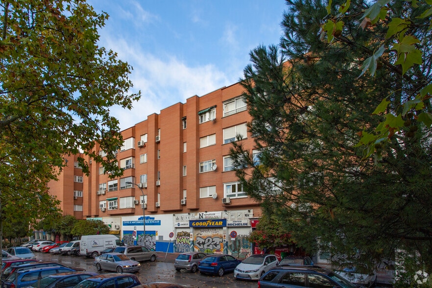 Plaza Pablo Picasso, 1-7, Rivas-Vaciamadrid, Madrid for lease - Building Photo - Image 3 of 7