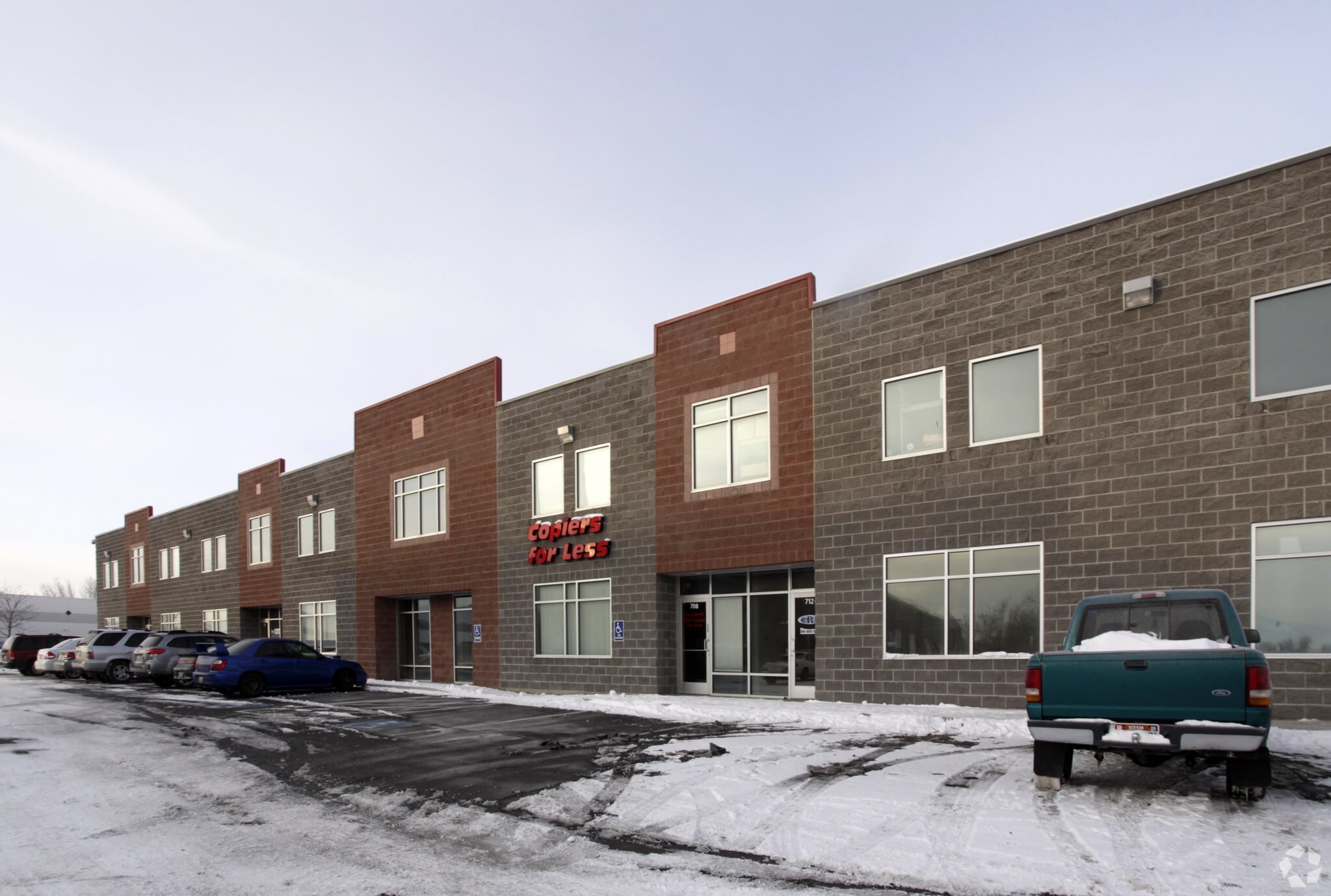 692-718 W Confluence Ave, Murray, UT for lease Primary Photo- Image 1 of 4