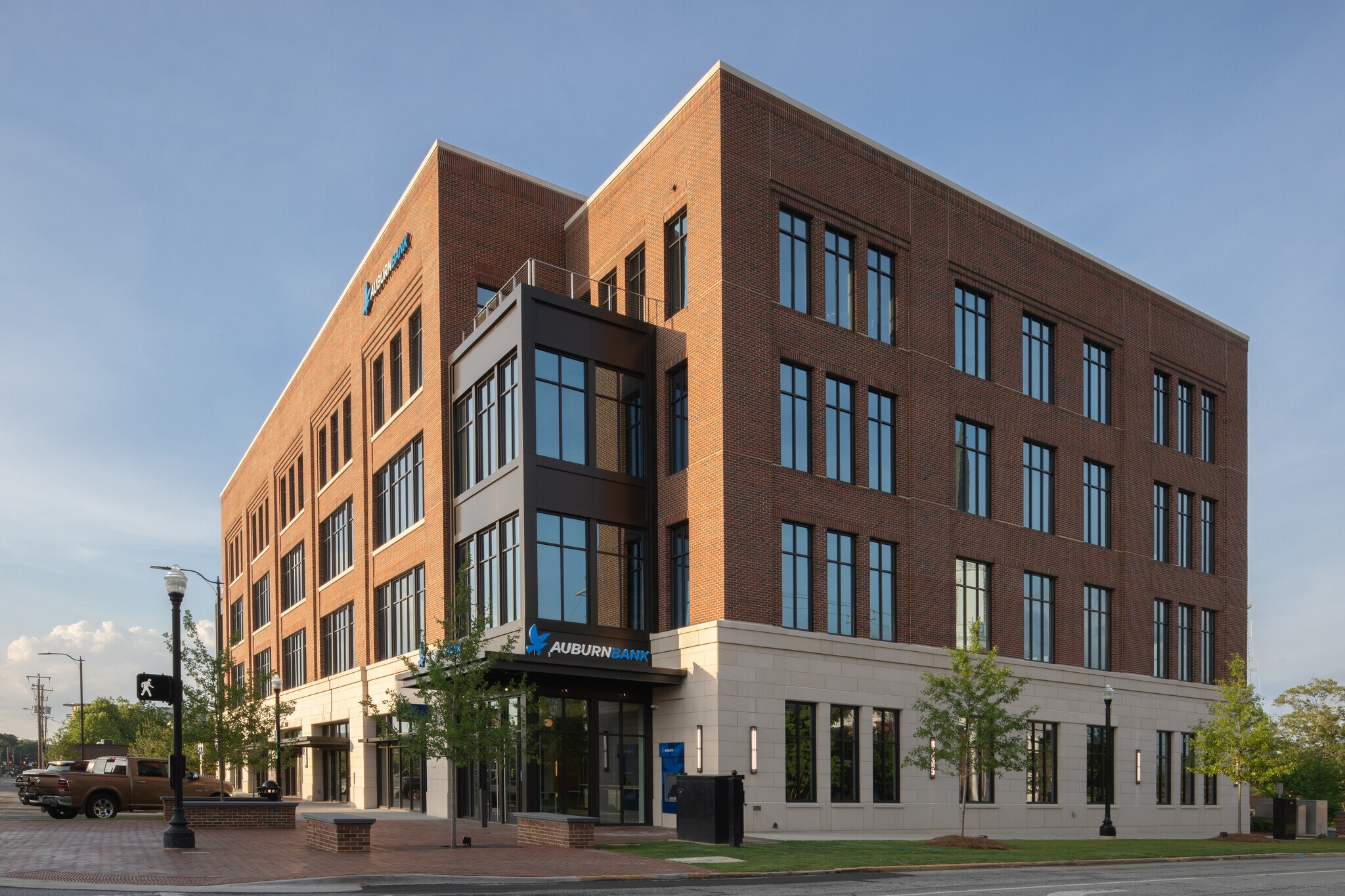 Auburnbank Building, Auburn, AL à louer Photo du bâtiment- Image 1 de 16