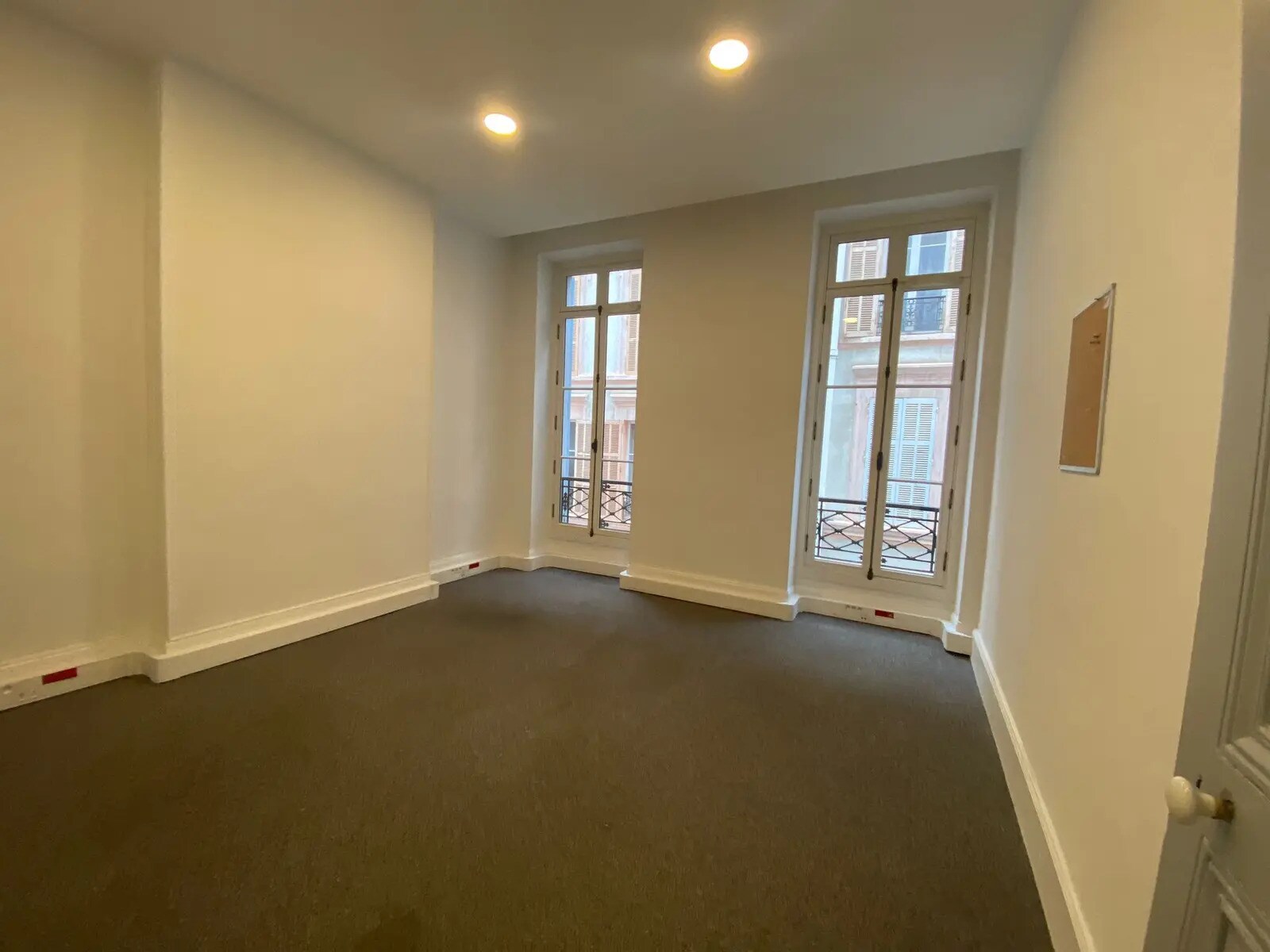 29 Rue De La Republique, Marseille for lease Interior Photo- Image 1 of 6