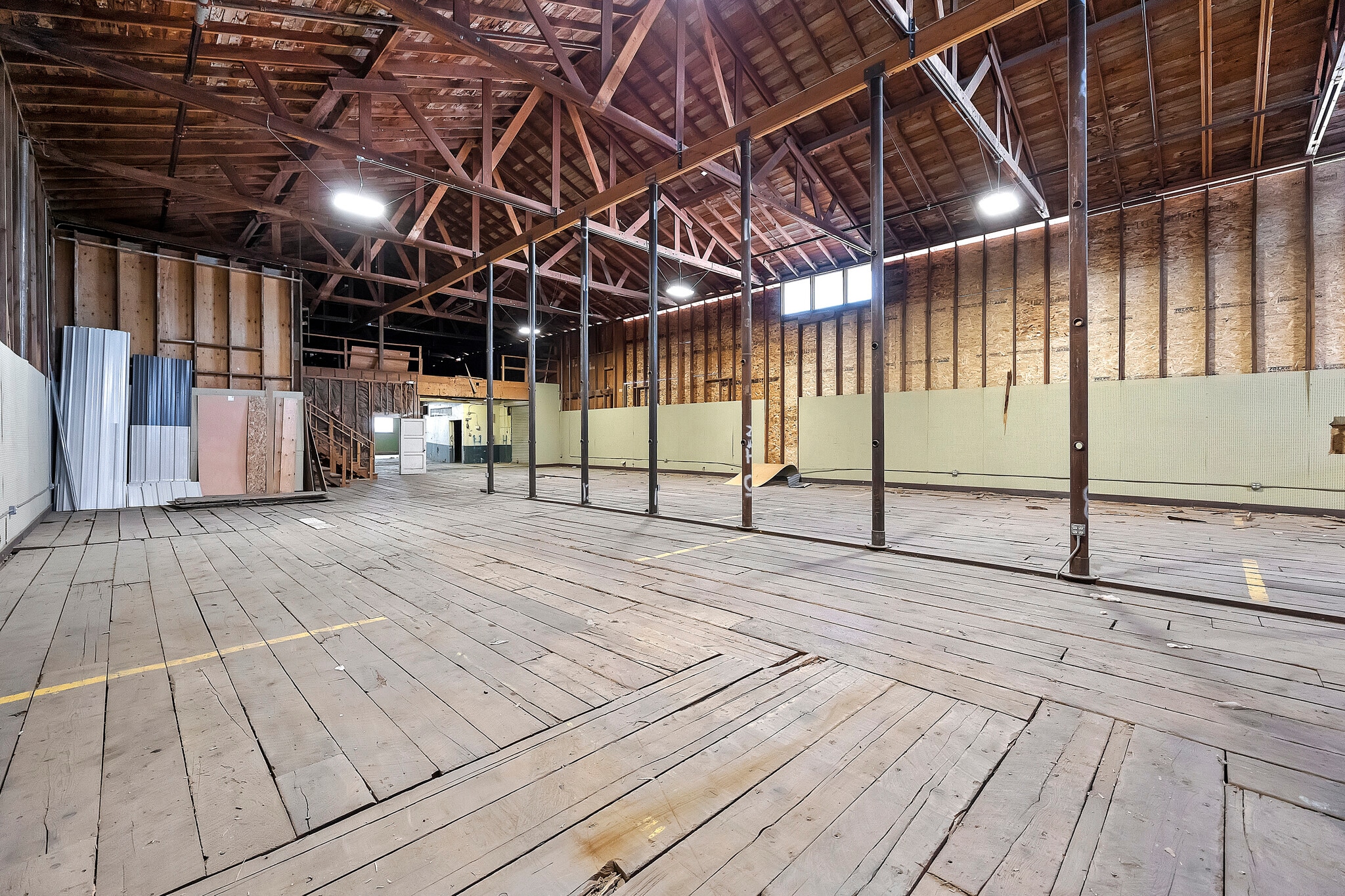 702 Fairfield St W, Twin Falls, ID for lease Interior Photo- Image 1 of 4