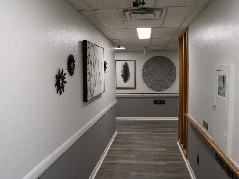 525 E Division St, Fond Du Lac, WI for sale - Building Photo - Image 3 of 38