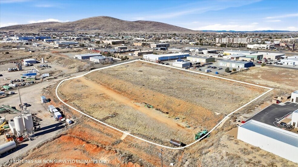 2651 N 3rd St, Prescott Valley, AZ à vendre - Aérien - Image 3 de 8