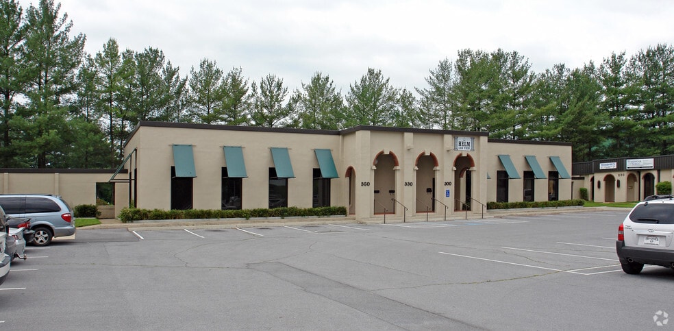 1241 Volunteer Pky, Bristol, TN for sale - Primary Photo - Image 1 of 10