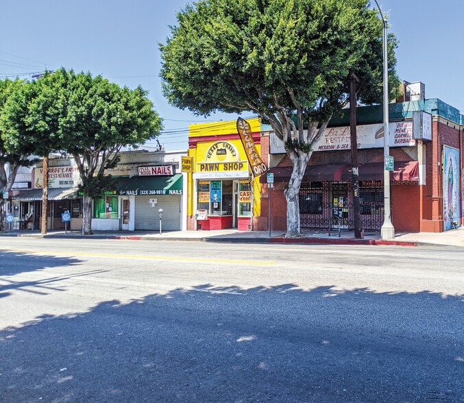 2209-2211 E Cesar E Chavez Ave, Los Angeles, CA à vendre - Photo principale - Image 1 de 1