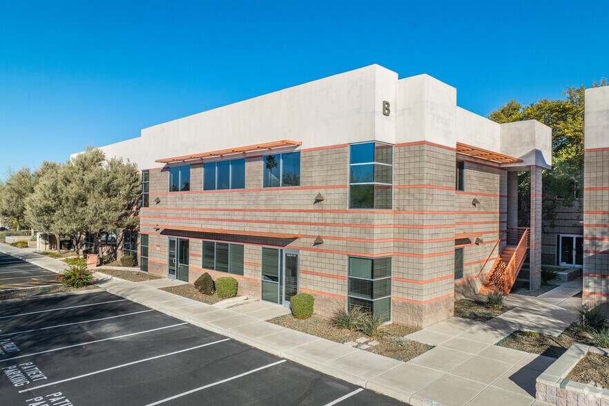 16222 N 59th Ave, Glendale, AZ à vendre - Photo du bâtiment - Image 2 de 32