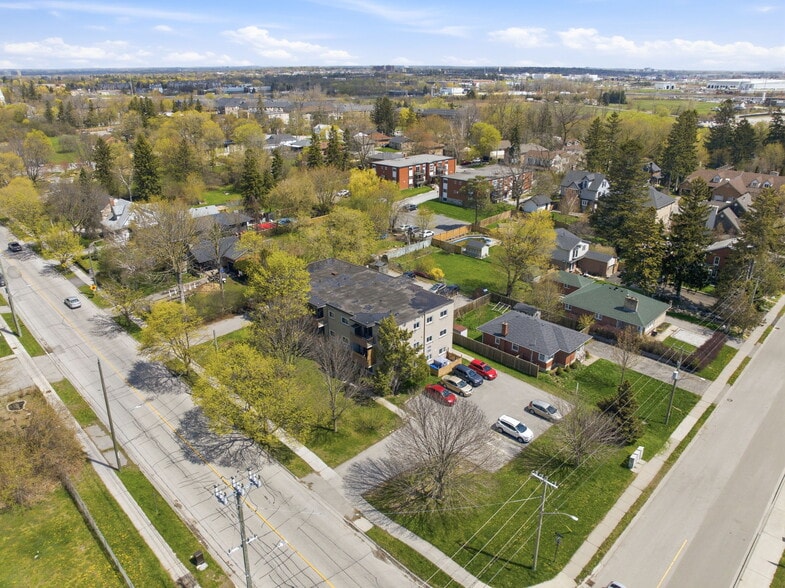 102 Front St E, Whitby, ON for sale - Aerial - Image 3 of 14