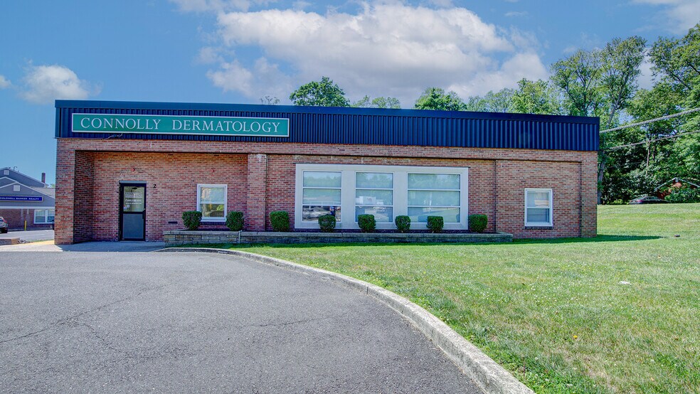 2 Kings Hwy, Middletown, NJ à louer - Photo du bâtiment - Image 1 de 49