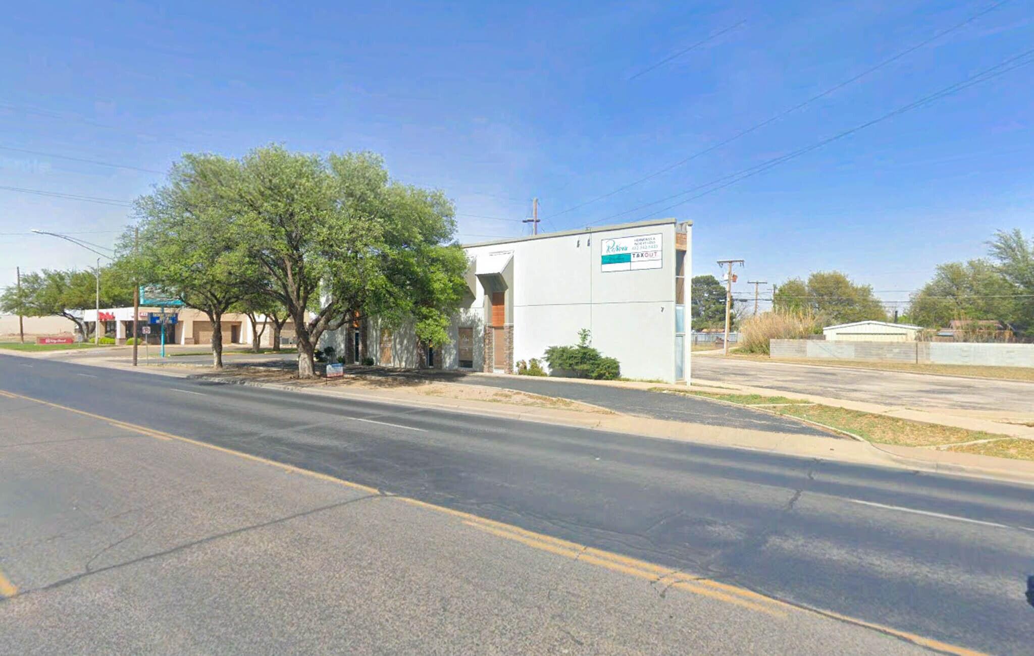 2410 N Grandview Ave, Odessa, TX à louer Photo du bâtiment- Image 1 de 4