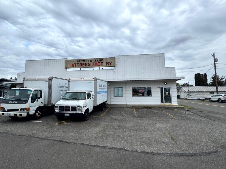 1327 8th St, Marysville, WA à vendre - Photo du bâtiment - Image 3 de 4
