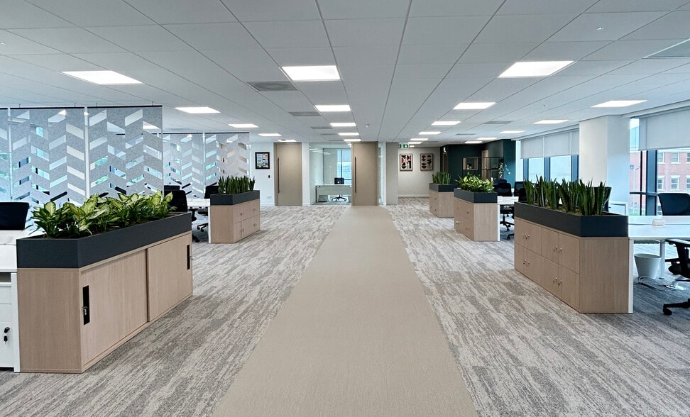 50 Alderley Rd, Wilmslow for lease - Building Photo - Image 3 of 9