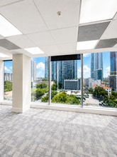 3050 Biscayne Blvd, Miami, FL à louer Photo intérieure- Image 2 de 2