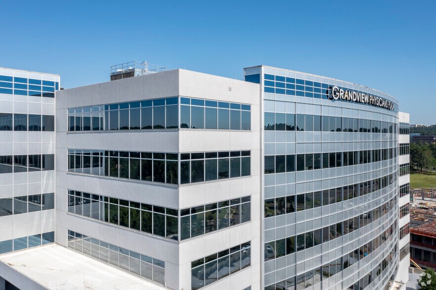 3686 Grandview Pky, Birmingham, AL à louer - Photo du bâtiment - Image 2 de 5