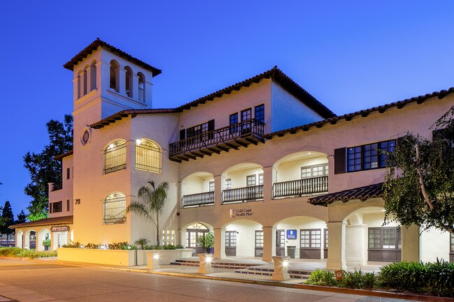 More details for 711 E Daily Dr, Camarillo, CA - Office, Office/Retail for Lease