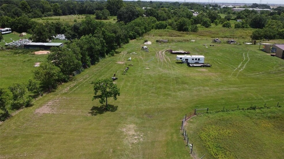 17220 Kermier Rd, Hockley, TX for sale - Building Photo - Image 3 of 3
